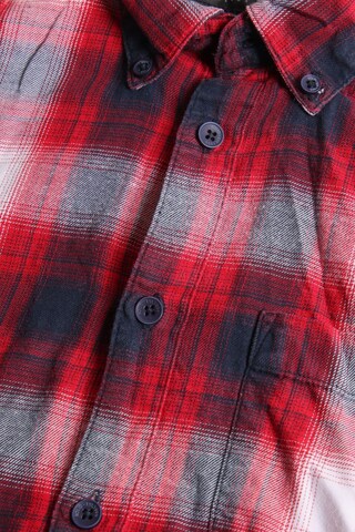 !Solid Button Up Shirt in S in Red