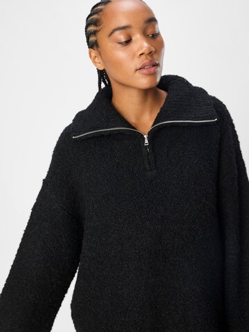 Pull-over 'OBJTolatya' OBJECT en noir