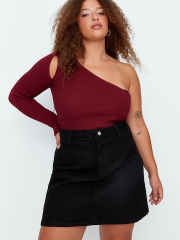 Gonna di Trendyol Curve in nero: frontale