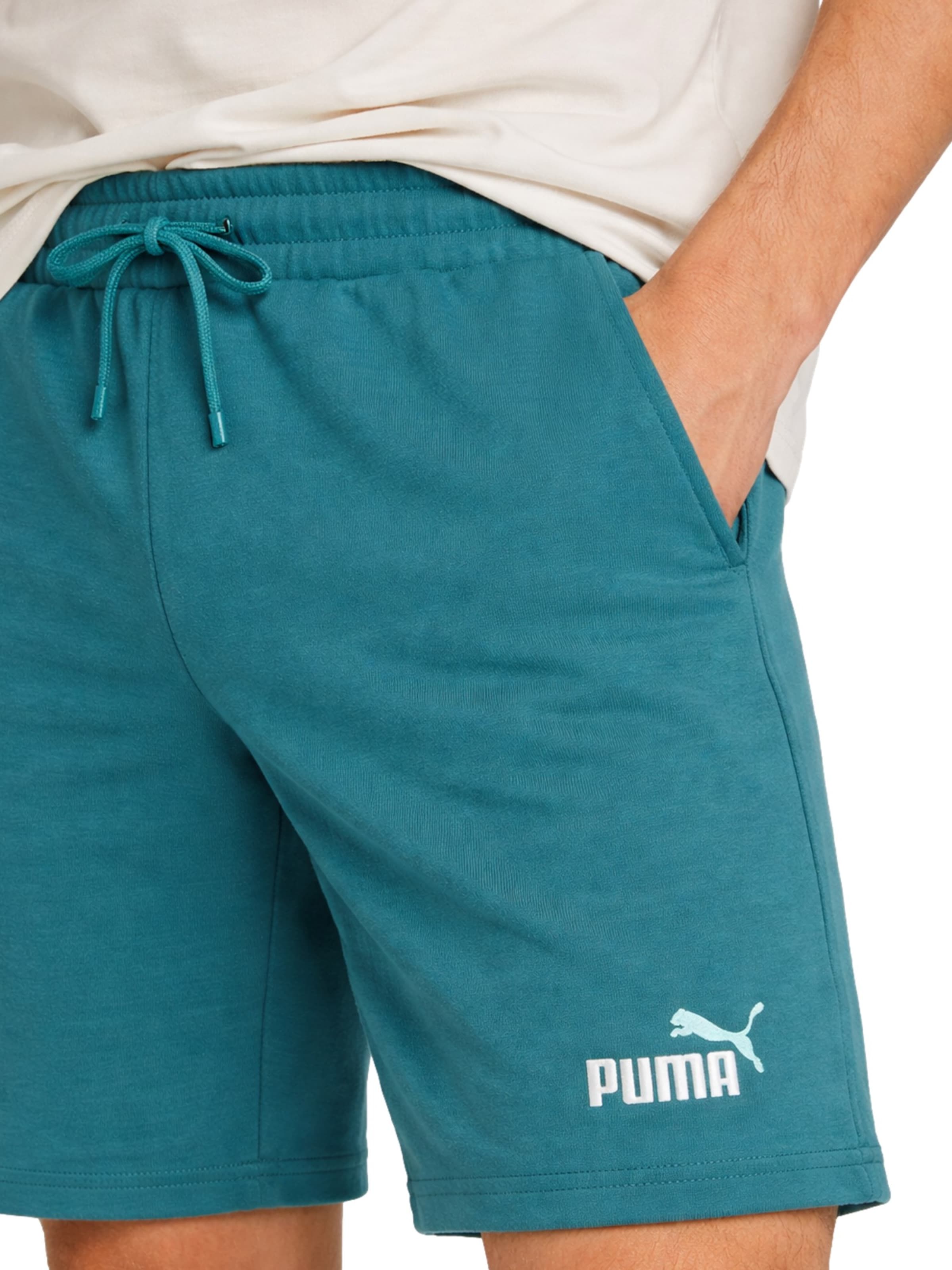 Regular Pantalon de sport 'ESS 2 Color No. 1' PUMA en vert
