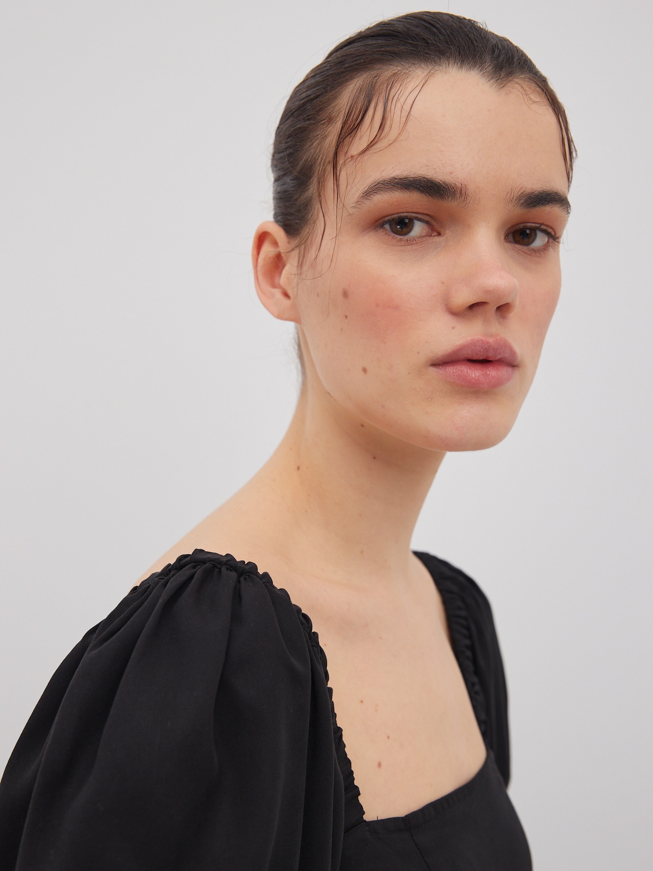 EDITED Produits Robe 'Dafne' noir