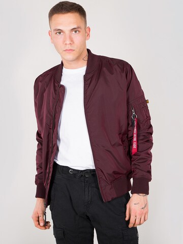 ALPHA INDUSTRIES Overgangsjakke 'MA-1 TT' i rød: forside