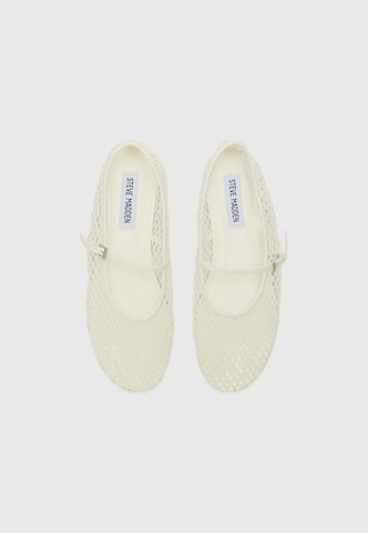 STEVE MADDEN Strap ballerina 'Mags' in White