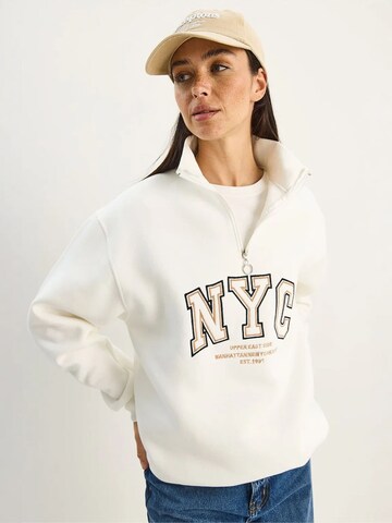 Felpa di Bianco Lucci in bianco