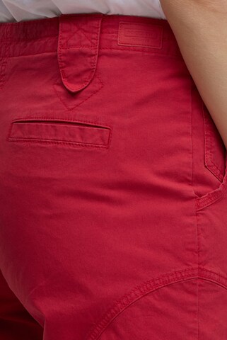Soccx Regular Basic Skaterhose mit Beintaschen in Rot
