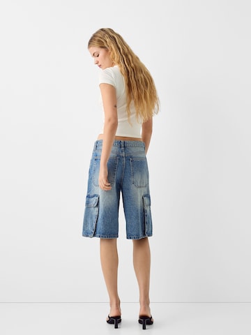 Bershka Loose fit Cargo jeans in Blue