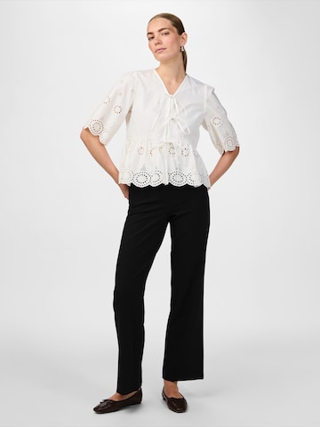 YAS - Blusa 'YASCORNELIA' en blanco