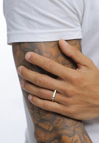 KUZZOI Ring in Silver: front