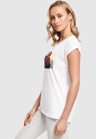 Merchcode Shirt 'Grand Red Girl' in Wit