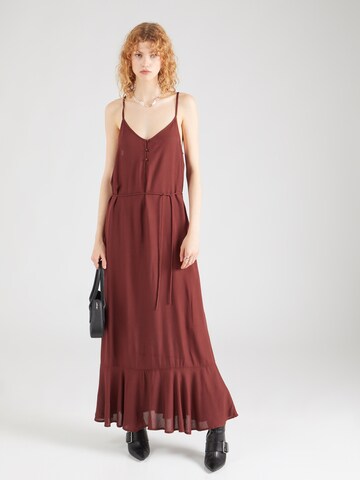 Abito 'PCNYA' di PIECES in rosso: frontale