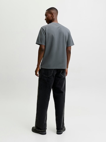 JACK & JONES Тениска 'JJEAustin' в сиво