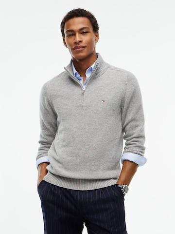 TOMMY HILFIGER Trui in Grijs: voorkant
