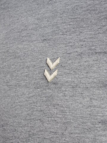 Hummel Performance shirt 'Pulse' in Grey