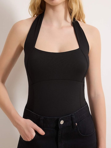 Trendyol Top in Black