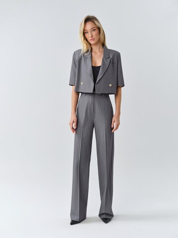 Blazer di MB by Marta Buzolic in grigio