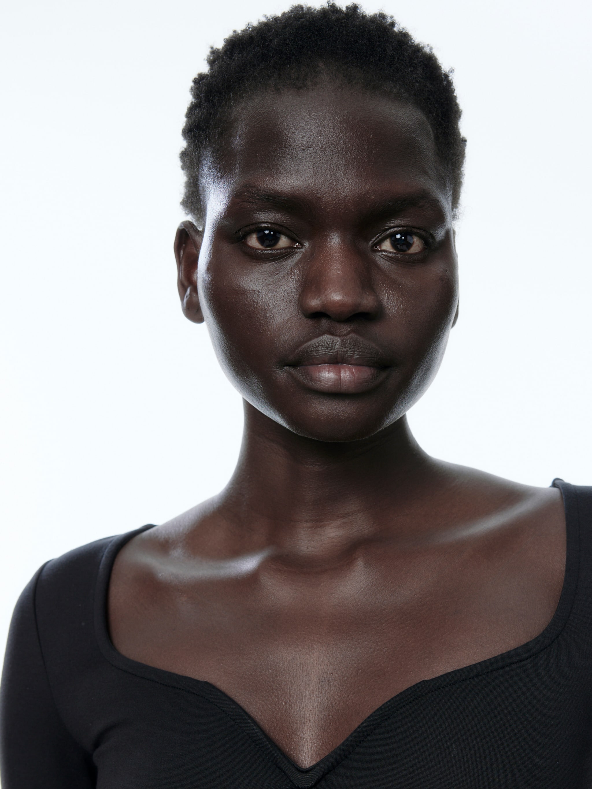 EDITED Producten Shirt 'Amrei' Zwart