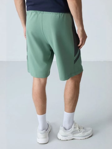Regular Pantalon Tommy Life en vert