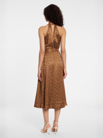 Ana Alcazar Kleid  ' Dasha ' in Braun