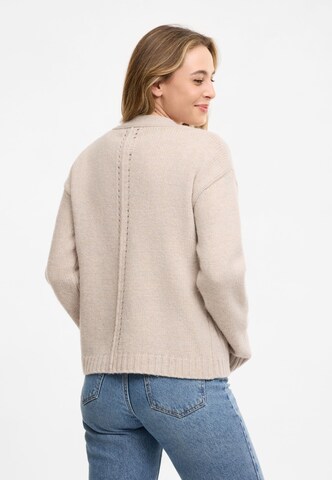 Frieda & Freddies Knit Cardigan in Beige