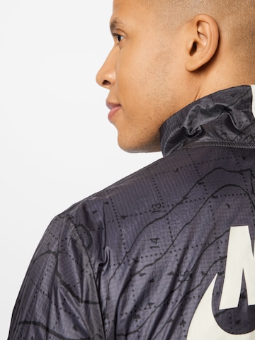 Nike Sportswear Between-season jacket in Grey