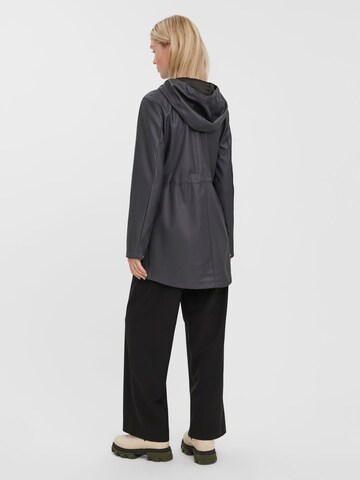 Veste fonctionnelle VERO MODA en gris