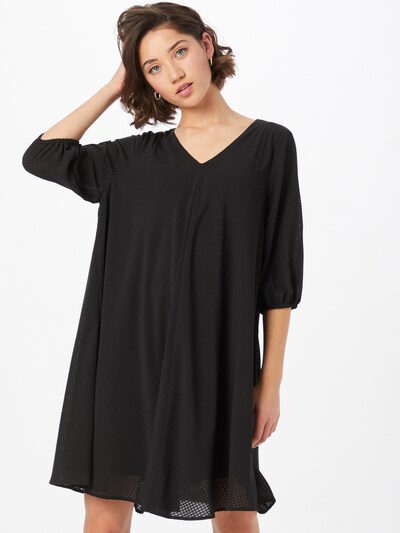 Rochie 'Kalatea' BRUUNS BAZAAR pe negru, Vizualizare model