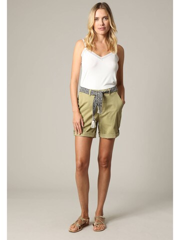 Regular Pantalon 'Kaija' Deeluxe en vert