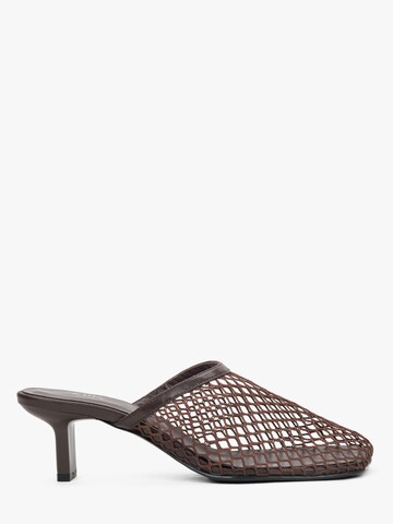 Estro Mule '11-5579' in Brown