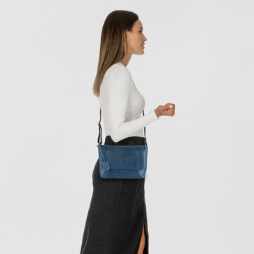 Burkely Crossbody bag 'Natural Norah' in Blue