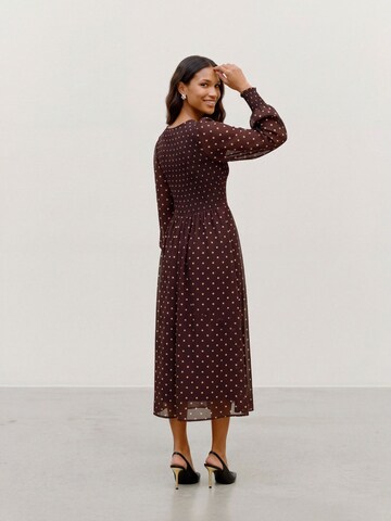 Robe 'LINDA' VERO MODA en marron