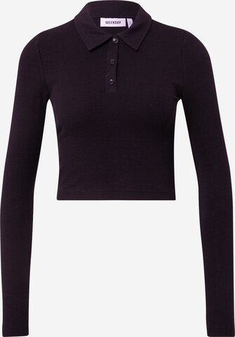 WEEKDAY T-shirt 'Erin' i svart: framsida