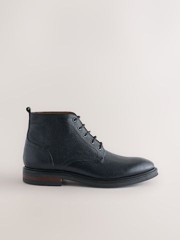 Next - Botas con cordones en negro