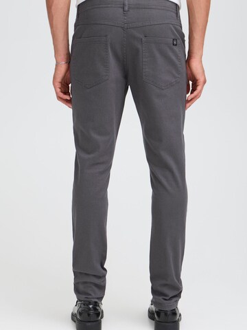 !Solid - regular Pantalón chino ' SDCHAI ' en gris