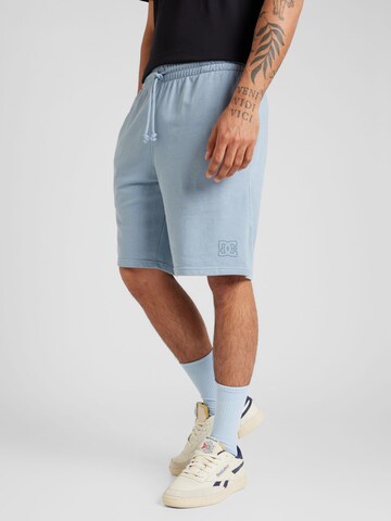 DC Shoes Loosefit Shorts  'HIGHLAND' in Blau: predná strana