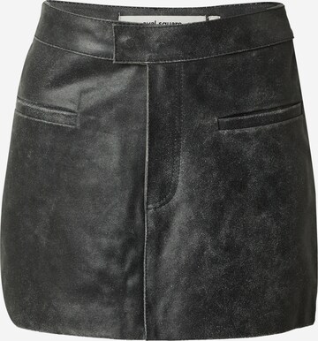 Oval Square Skirt 'Worn' in Black: front