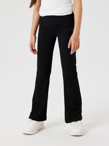 Bootcut Pantaloni 'Spice' di NAME IT in nero: frontale
