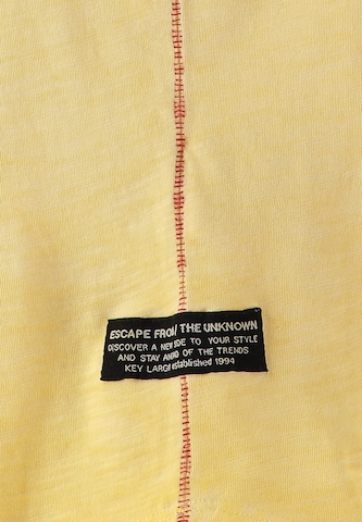 Key Largo T-Shirt 'KLRACEWAY' in Gelb