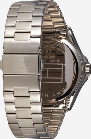 TOMMY HILFIGER Uhr in Silber