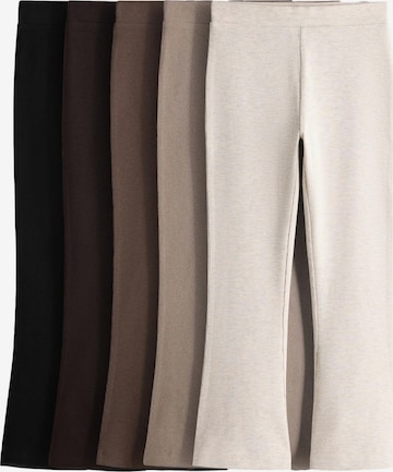 The Set Levenevä Housut värissä beige: etupuoli