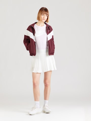 Nike Sportswear - Skinny Camiseta 'ESSNTL ICN FTRA' en lila