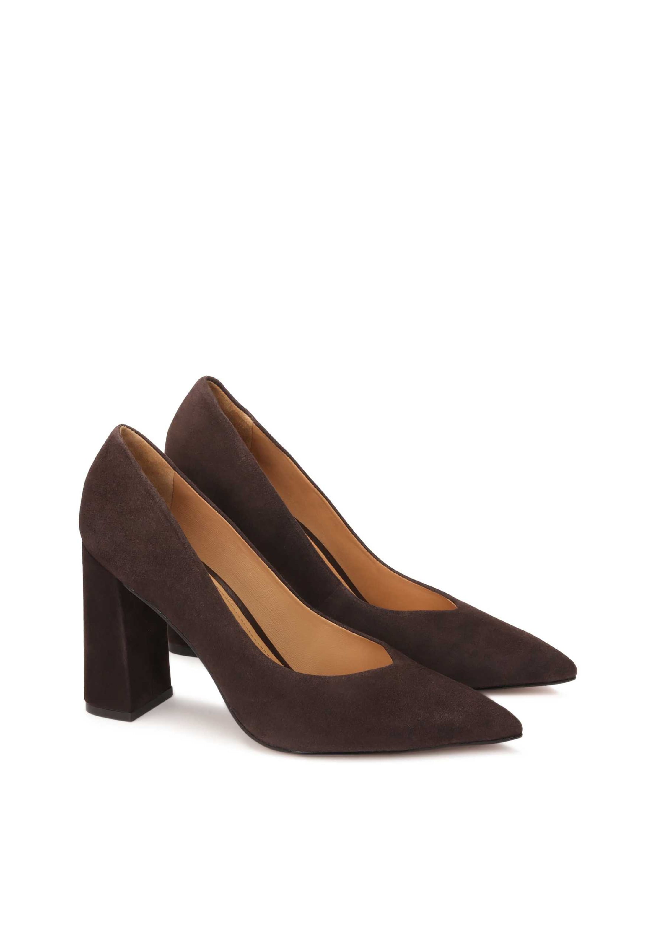 Kazar Pumps in Brown