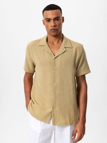 Coupe regular Chemise Antioch en beige