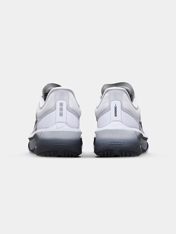 NIKE Buty do biegania 'Zoom Fly 6' w kolorze biały