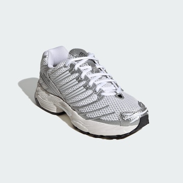 Baskets 'Control 3' ADIDAS ORIGINALS en blanc