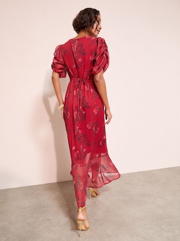 Friends Like These Evening dress in Red