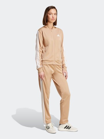 ADIDAS SPORTSWEAR Тренировочный костюм 'Essentials' в Бежевый: спереди