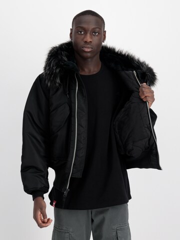 ALPHA INDUSTRIES Tussenjas in Zwart