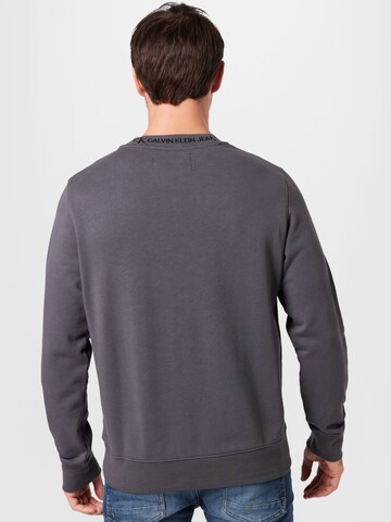 Calvin Klein Jeans - Sudadera en gris