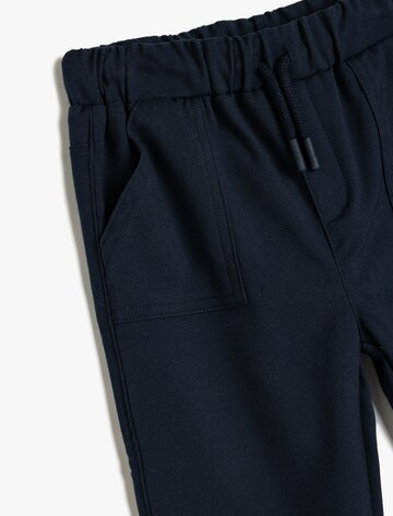 Koton Tapered Broek in Blauw