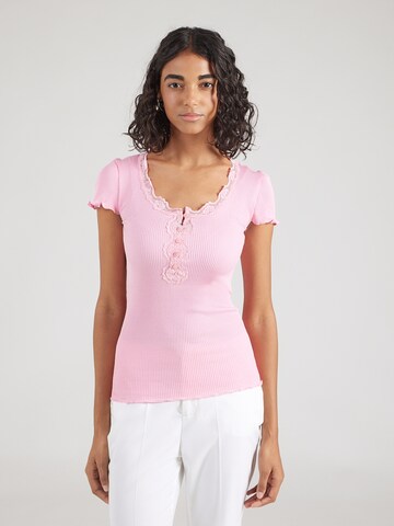 Tricou 'Beatha' de la rosemunde pe roz: față